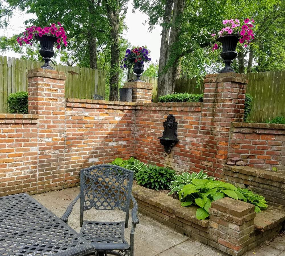 Hotel Iron Horse Blackwater