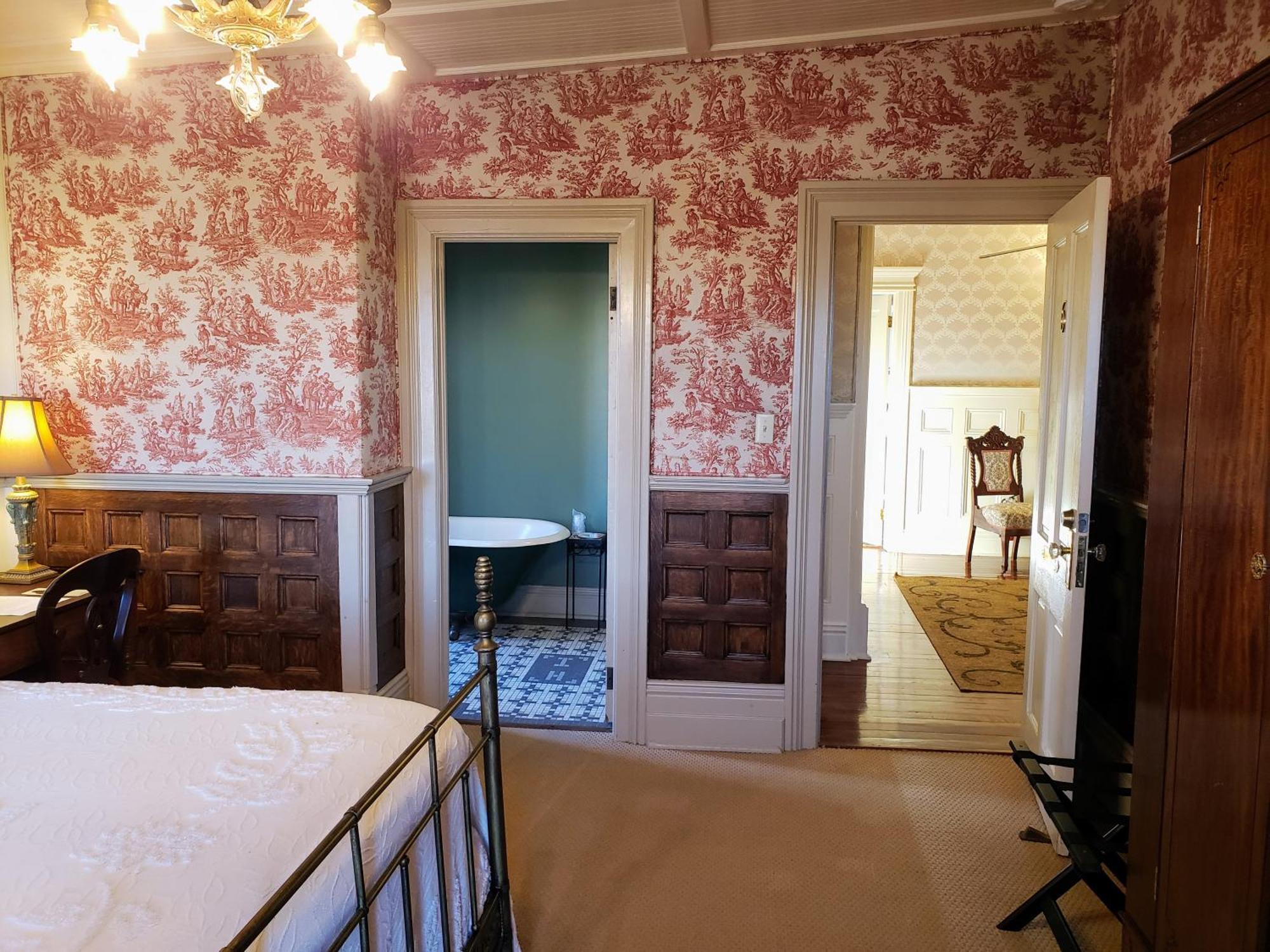 Iron Horse Hotel Blackwater