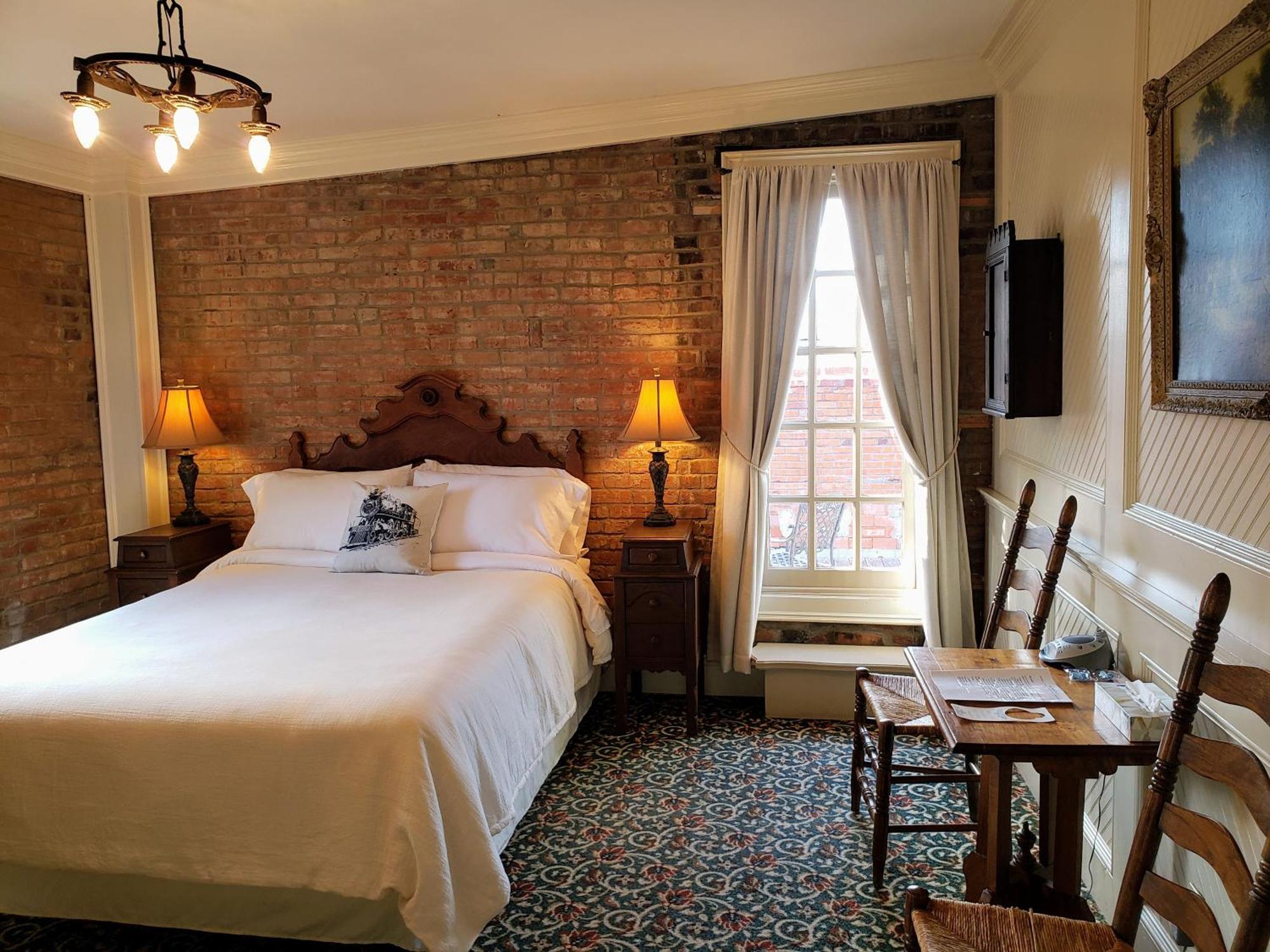 Hotel Iron Horse